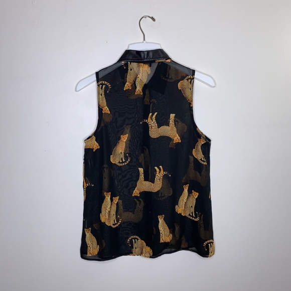 Sheer chiffon sleeveless button down - Picture 2 of 4